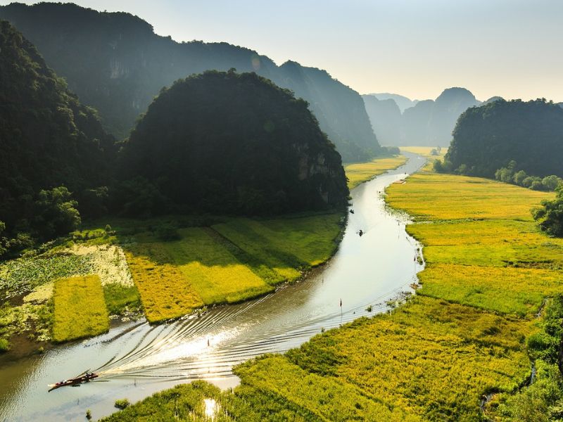 Paket Tour Vietnam 2025 Destinasi Impian, Booking sekarang